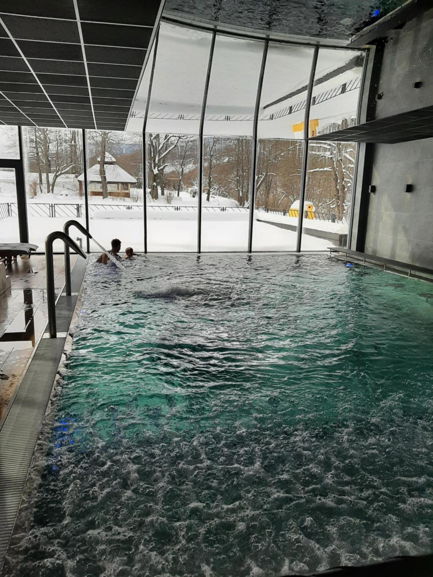 Carynska Resort & Spa Lutowiska Buitenkant foto